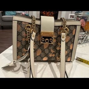 COPY - Authentic Gucci small padlock bag with rose gold embellishments